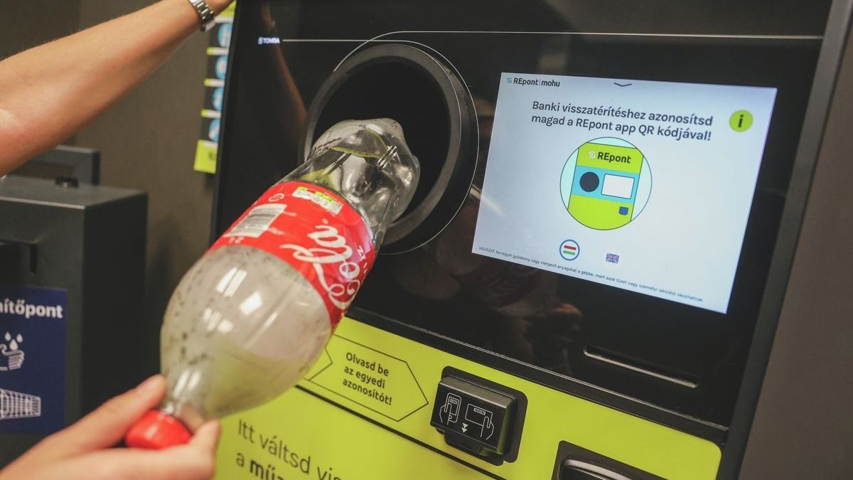 Bevétel keletkezik a palackok visszaváltásából – ez kell tudni az adózásáról 