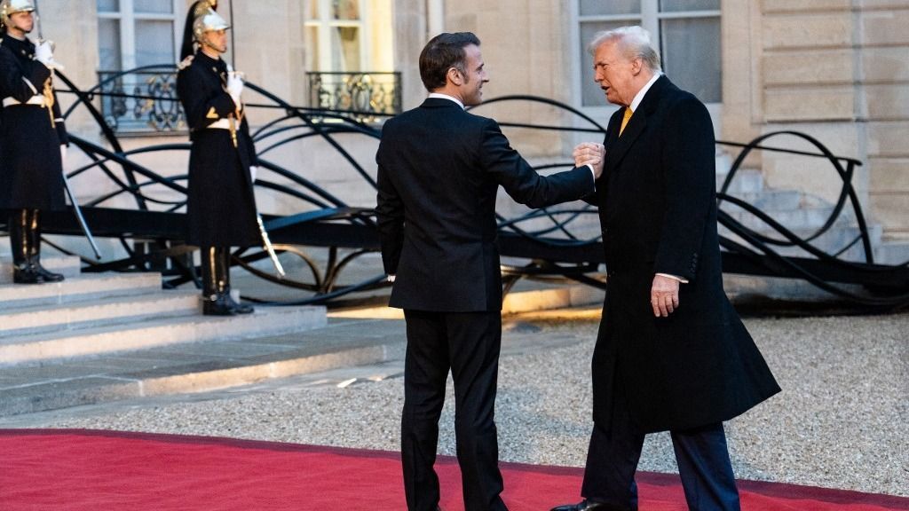 Macron Trump