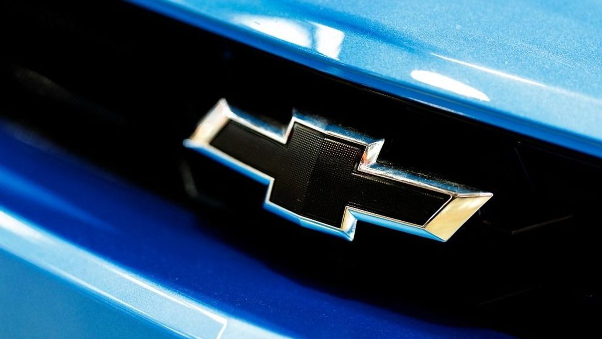 A Mercedes után újabb autóipari óriás keres egérutat a hadiipar felé 