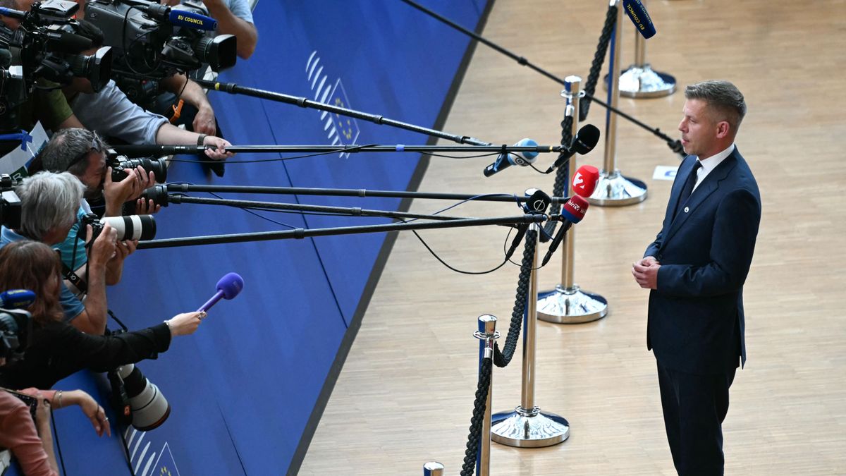 Magyar Péter azt állítja, ő is fog vétózni az EU-csúcsokon, de más okból, mint Orbán Viktor 