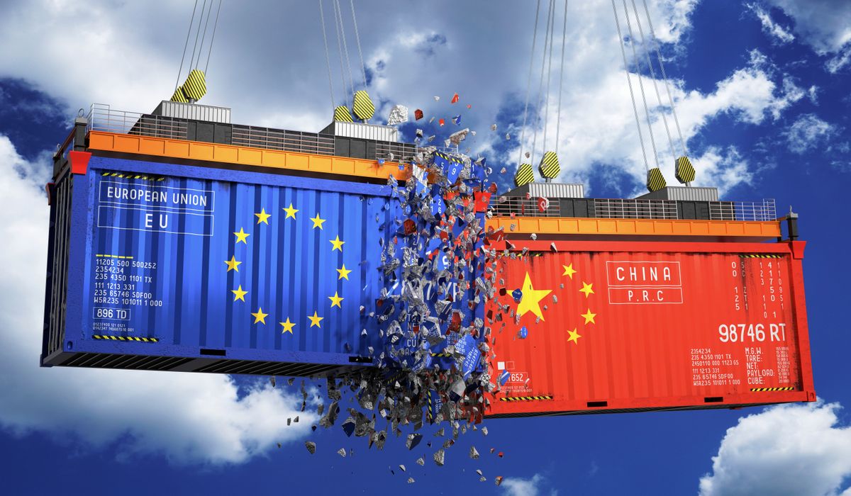 kereskedelmi háború Cargo,Containers,With,Flags,Of,European,Union,And,China,