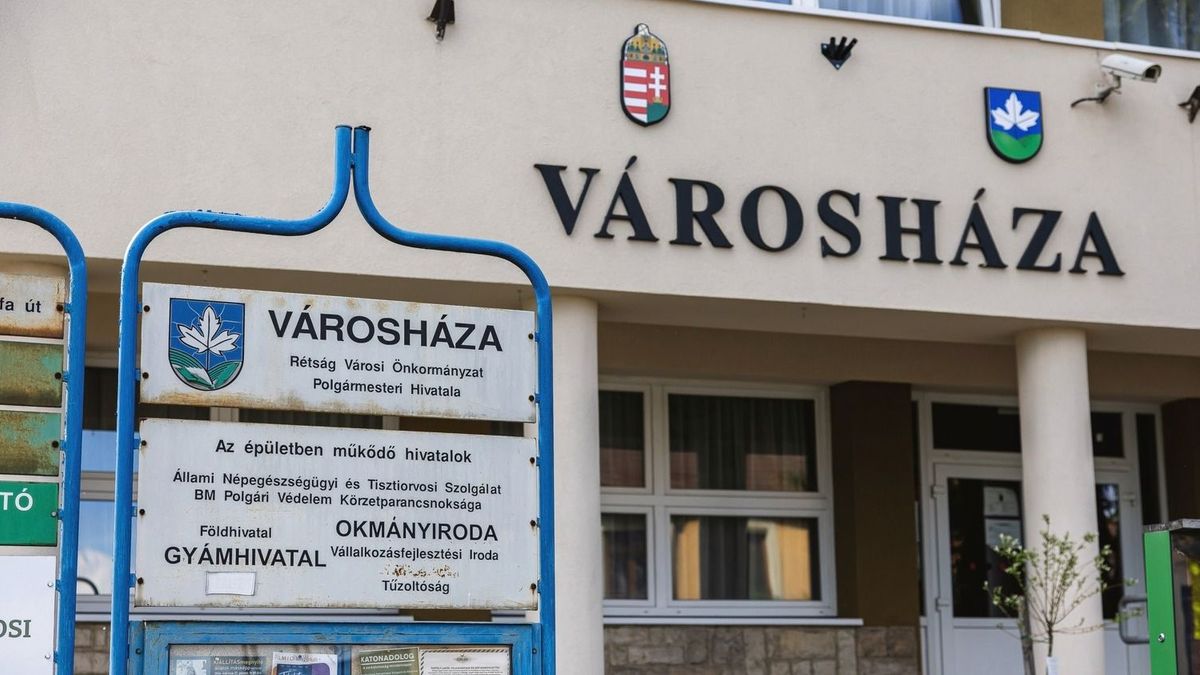 Úgy segít az önkormányzatoknak a Tisza költségvetése, hogy közben elvesztik a dolgozóikat, még balról is panaszkodnak