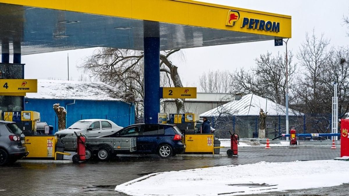 Ma dönt Románia, ellenkezőjét teszik az üzemanyagárakkal, mint a magyarok, átjárhatunk majd tankolni? 
