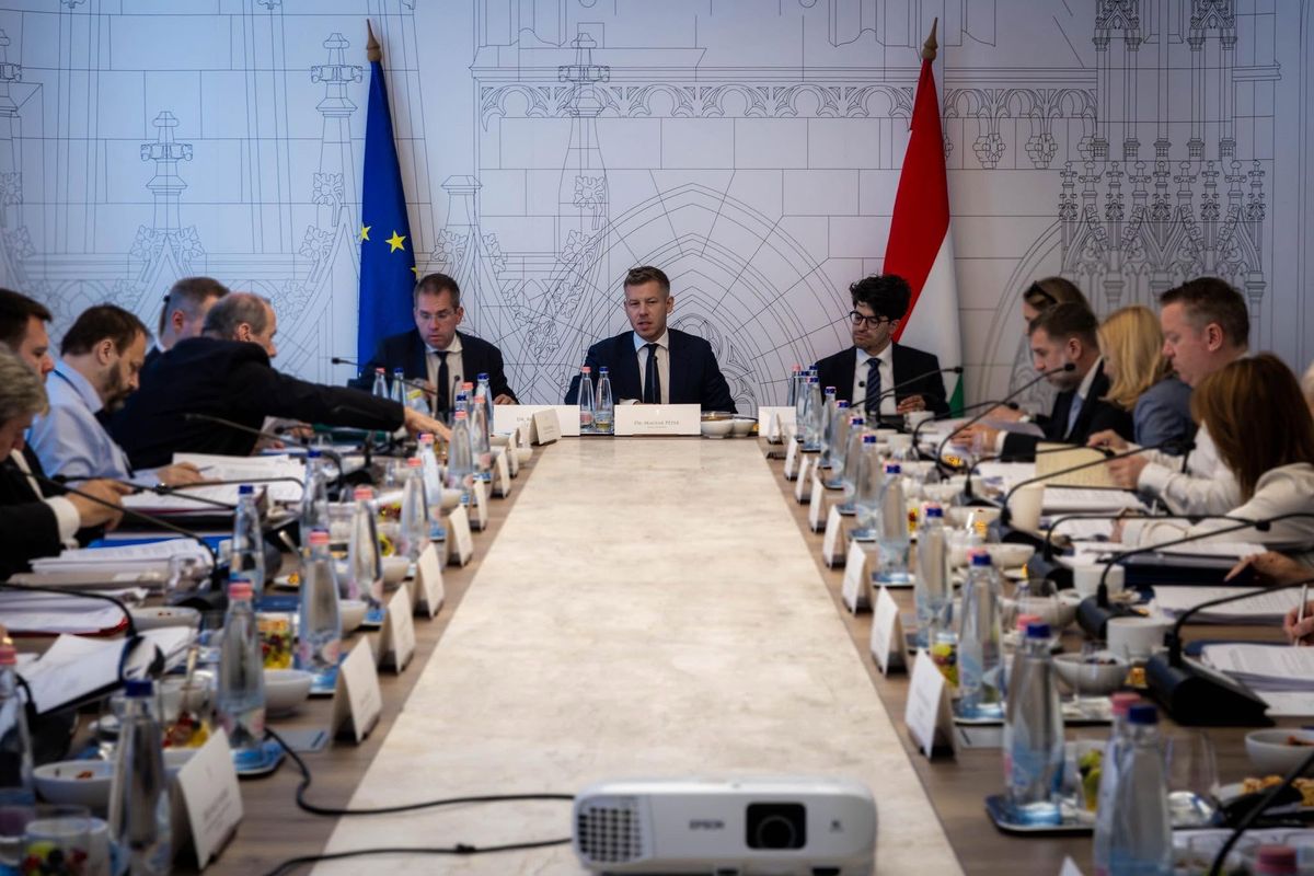 Tisza-kormány, Magyar Péter
települések