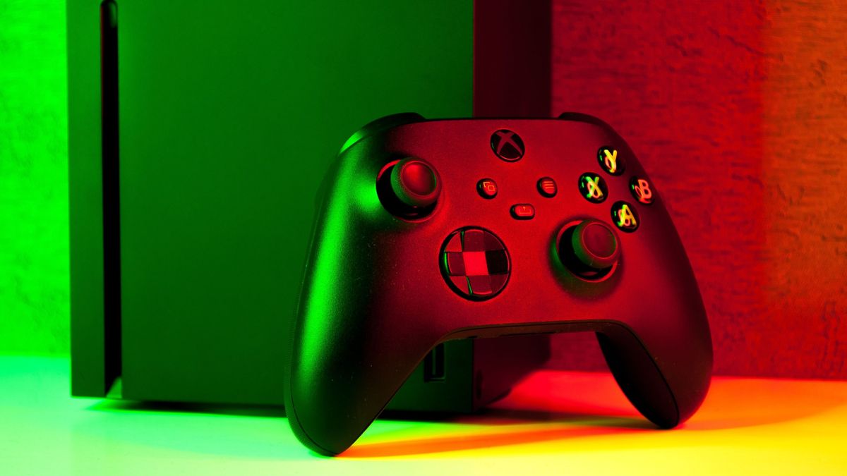 Feltámadt a háború az Xbox és PlayStation között, vége a jóvilágnak: drágulnak a konzolok, újból hódítanak az exkluzív címek 