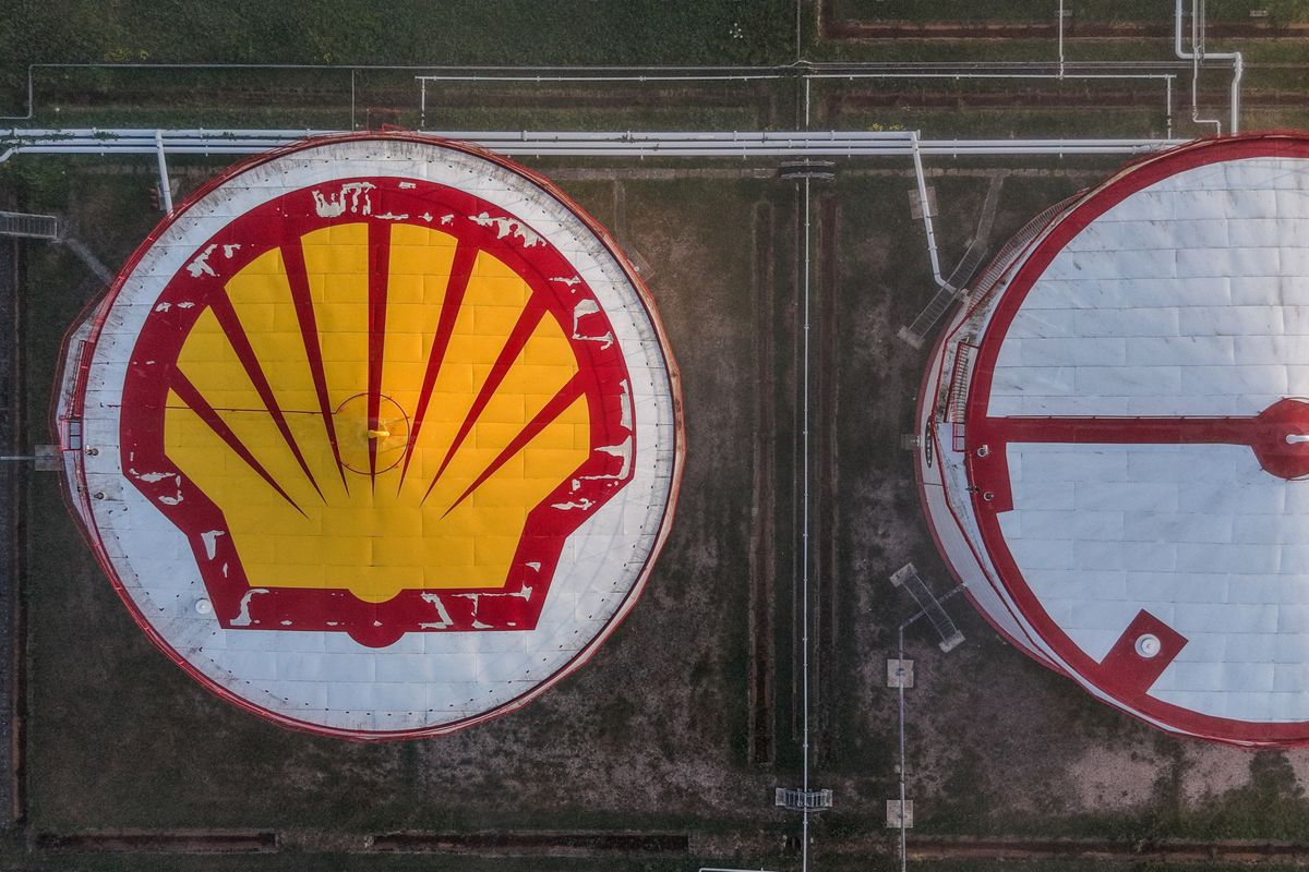 Shell Haven Aviation Fuel Terminal As Higher Fuel Costs Curb Airline Earnings