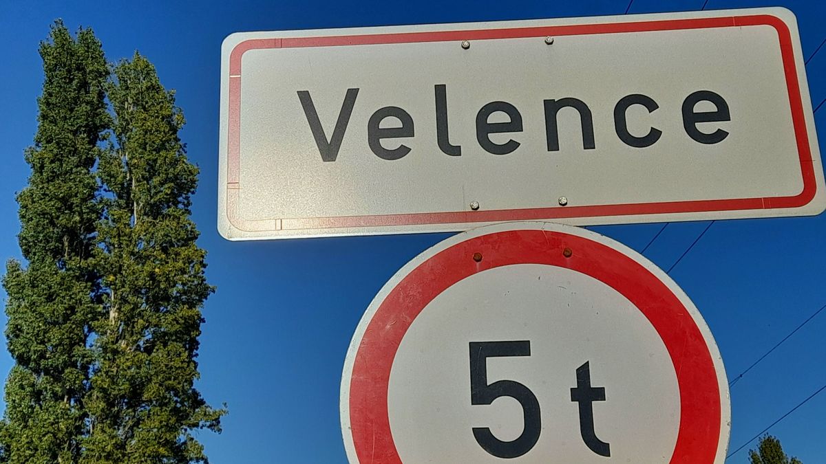 Elvesztette üdülőhely jellegét: totálisan megváltozott a Velencei-tó környékének ingatlanpiaca 
