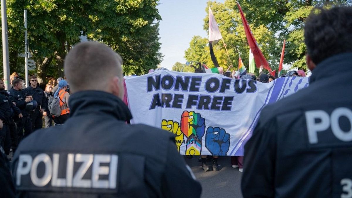 Halálos áldozata is van a berlini Pride-on történt gázolásnak – nagy erőkkel keresik az elkövetőt 