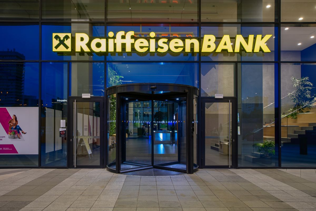 Leáll az egyik magyarországi nagybank