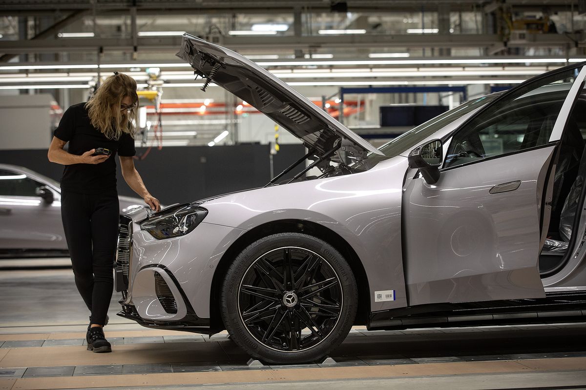 Az új kecskeméti Mercedes-gyár kitakarta a szemek elől: sokkal nagyobb bejelentést tettek a németek Magyarországról – ezért tört ki a balhé a németeknél