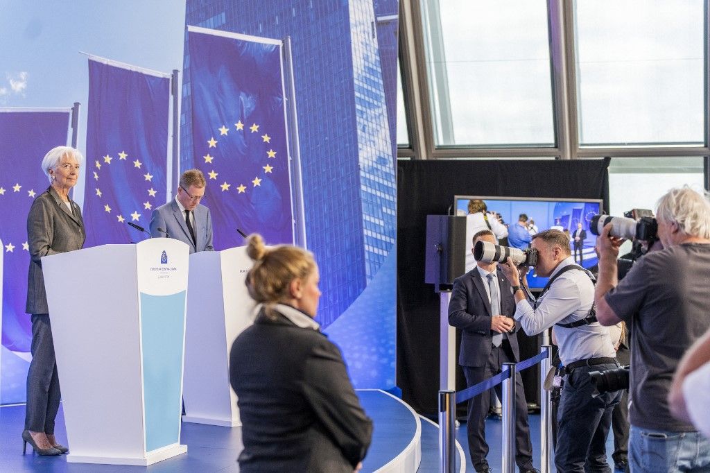 Magyarország eurócsatlakozása – ki gondolta volna, hogy előkerül? Christine Lagarde kivágta magát