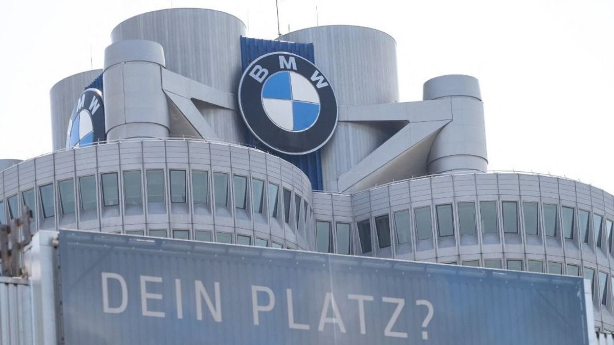 Mélyen belenyúlnak a BMW működésébe, ebben látják a túlélést: 2026-ot már elengedték – idő kell a német prémiumnak, hogy „helyreálljon a rend"
