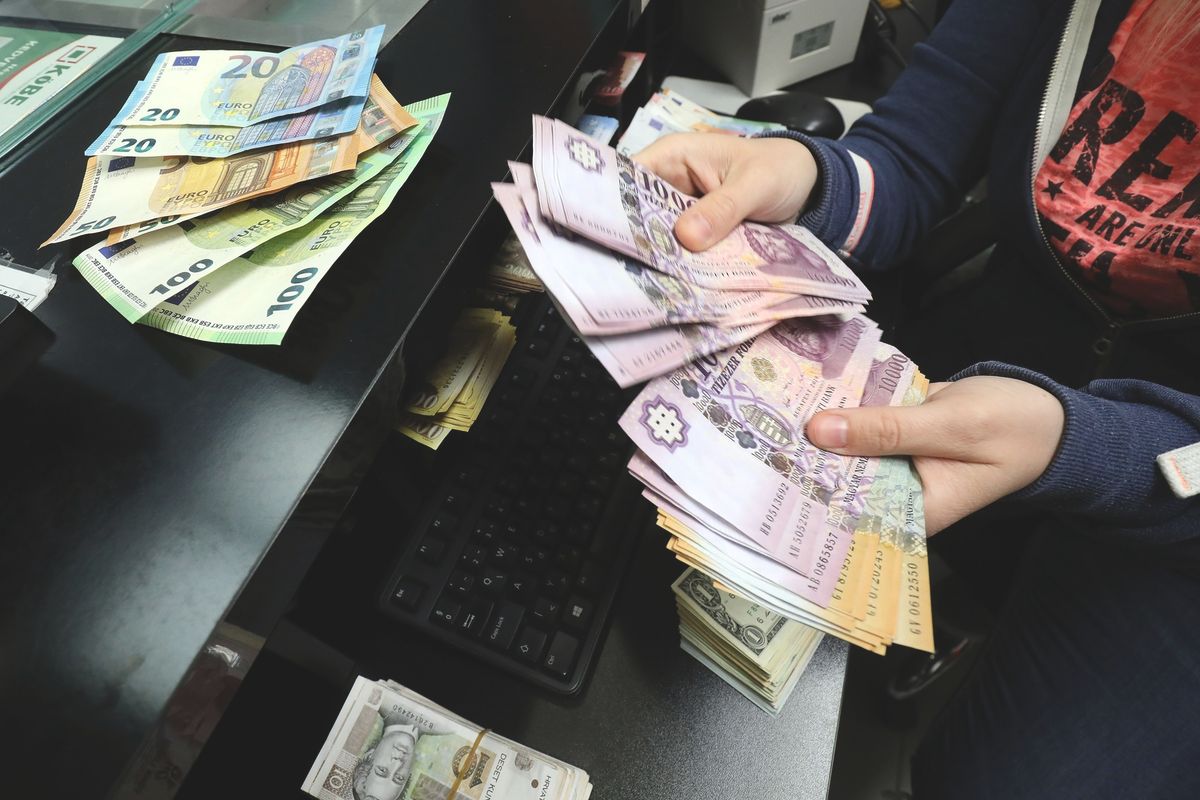 europénzváltó change pénzváltó change euró forint árfolyam