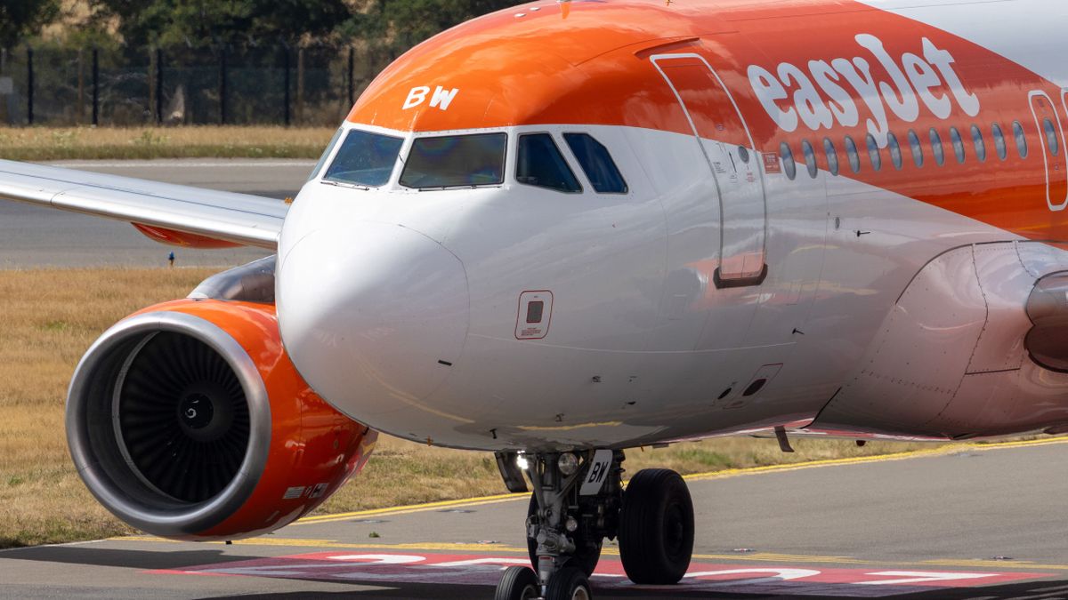 Száguld a Wizz Air riválisa: kapós lett az EasyJet, kirobbant a licitháború 