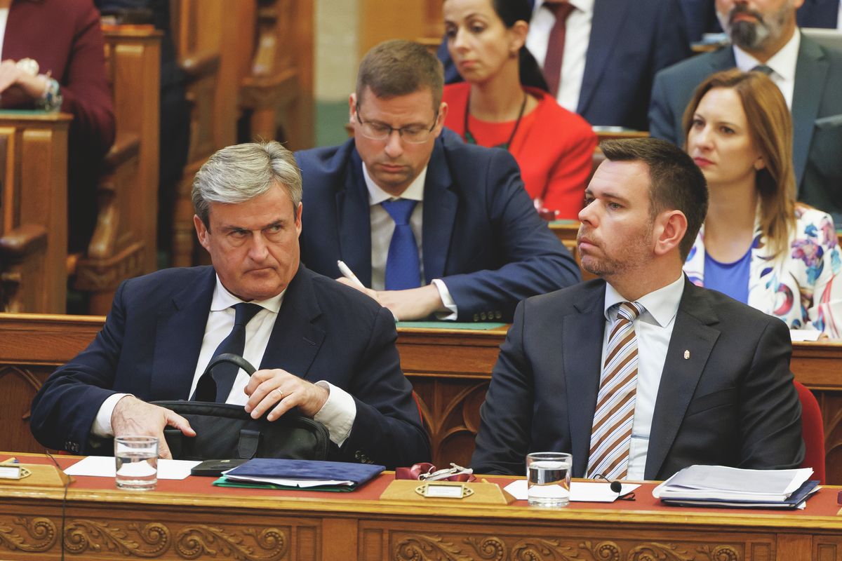 uniós pénz, Kapitány István, Vitézy Dávid