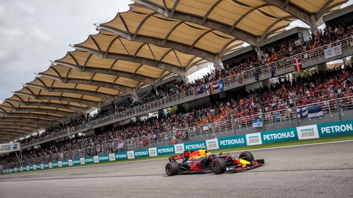 Meglepetés a Formula–1-ben: év közben cserélik le az egyik helyszínt – hosszú kihagyás után térhet vissza egy ikonikus pálya 
