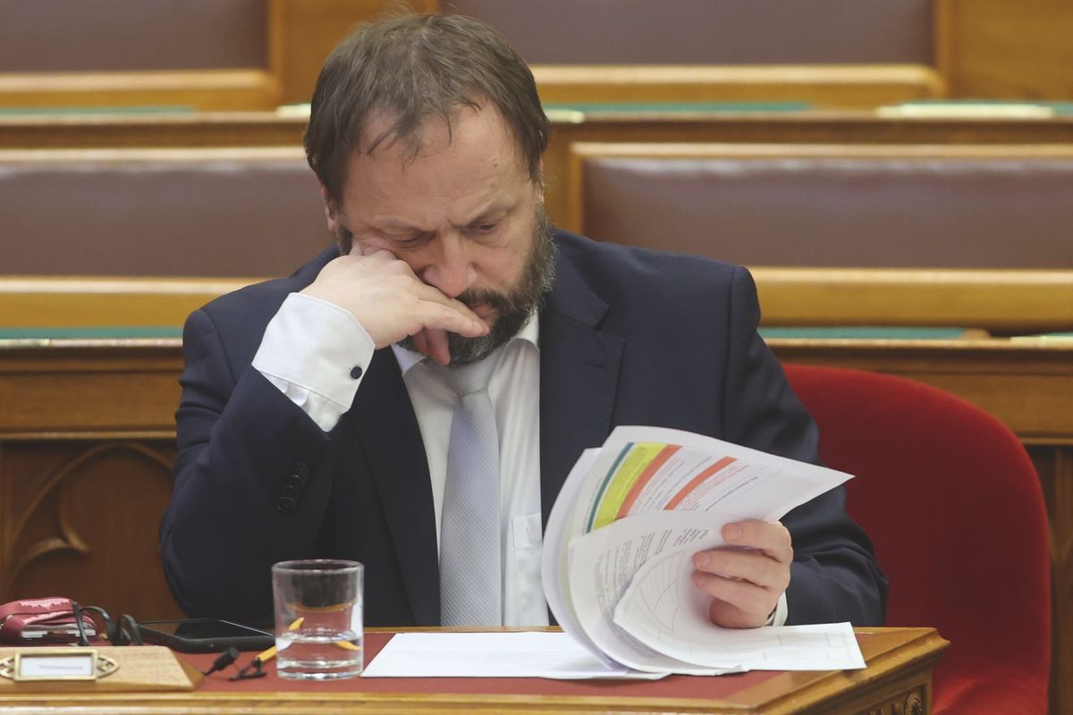 Kármán András az utolsó pillanatban benyújtotta a 2026-os költségvetés módosítását