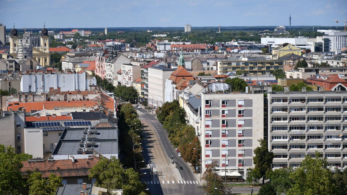 Debrecen
ingatlanpiac, lakáspiac, új építésű, újépítésű