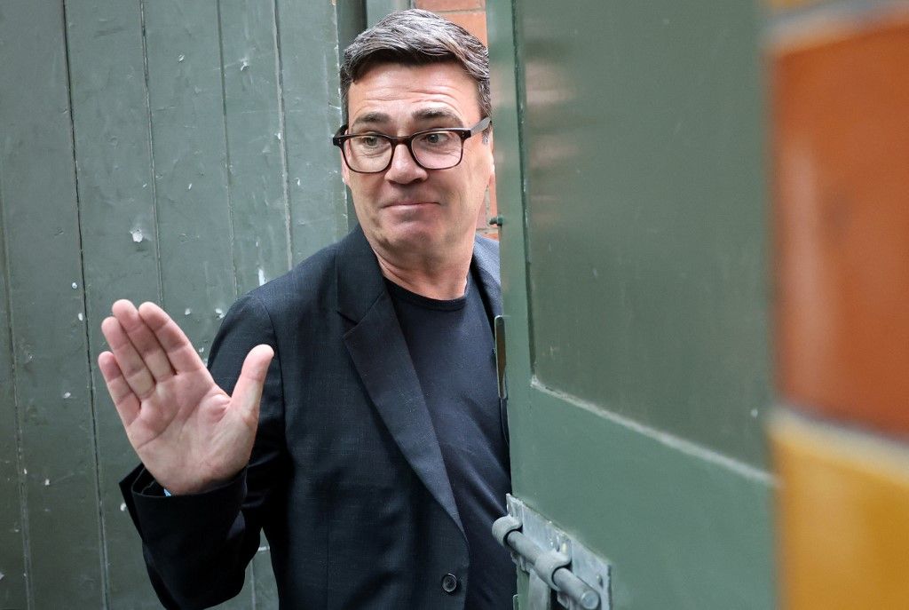 Az új brit miniszterelnök eddig lazán öltözködött és az emberek emberének mutatta magát – most újfajta próbatétel vár Andy Burnhamre