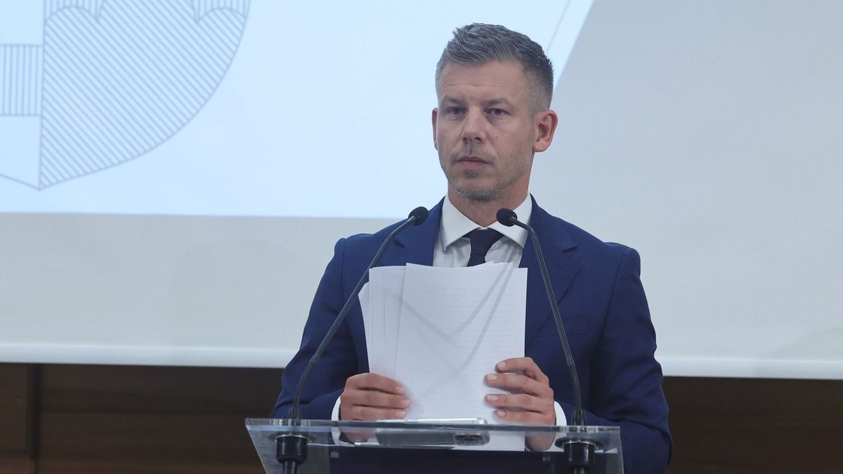 Magyar Péternek az atomerőmű leállításáról is a szélenergia jutott eszébe – a tevezett kapacitás papíron valóban a duplája Paksnak