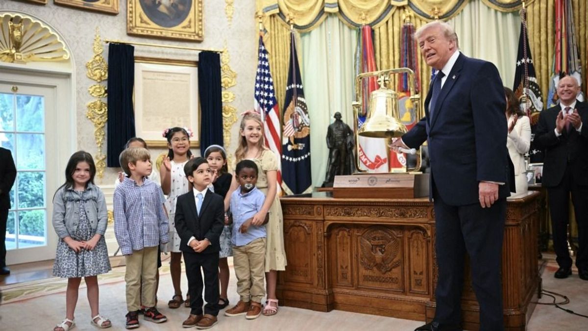 Miután Donald Trump becsengetett a New York-i tőzsdén, fordulat jött a BUX-ban, itt az új rekord 