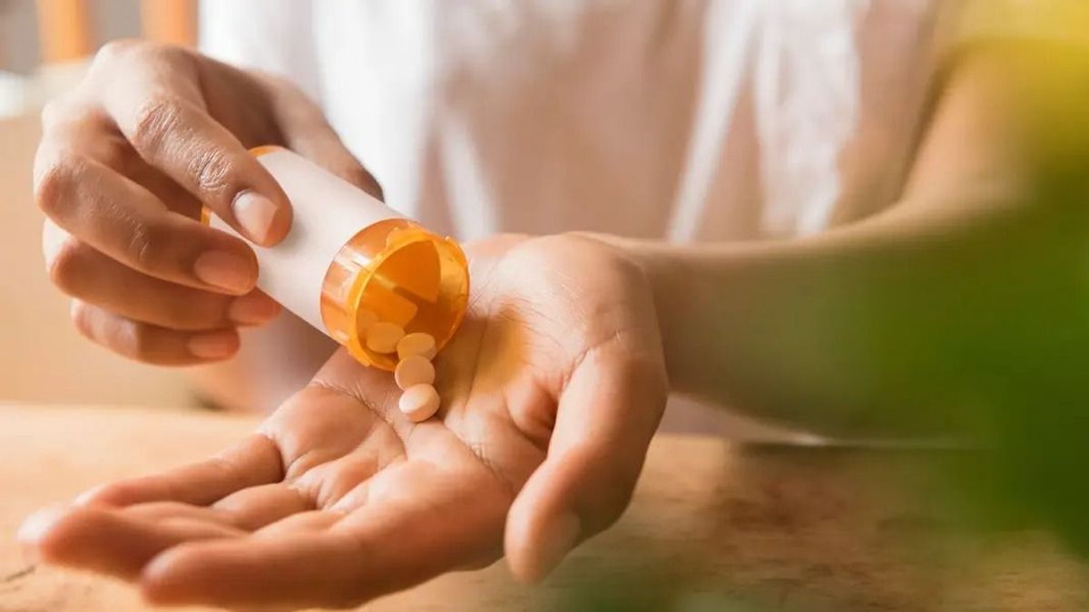Szakértők kiszámolták: ennyit ér az áfacsökkentés – a gyógyszereknél néhány ezer, a tűzifánál pár tízezer forint maradhat a zsebekben évente a GKI szerint 