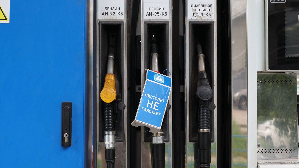 Ide jutott Putyin, Zelenszkij a térdét csapkodja: Indiától kellett kérnie gázolajat 