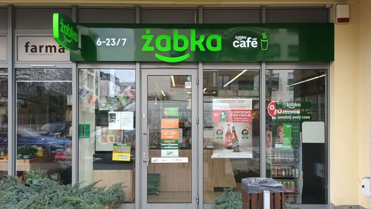 A lengyel Żabka boltlánc egyik varsói egysége