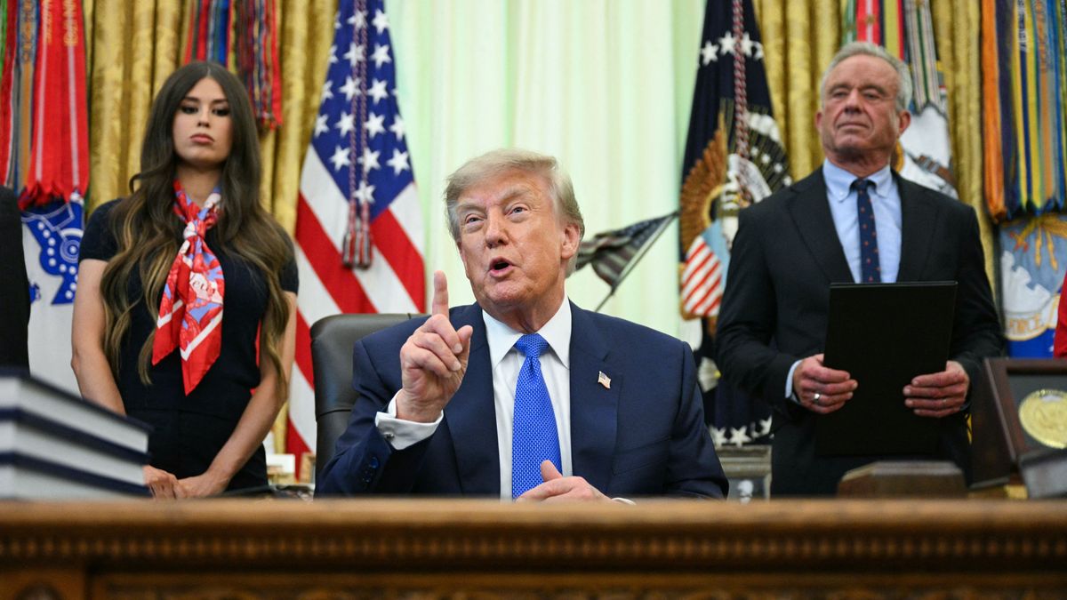 Nagy csatát nyertek az oltásellenesek: Trump korlátozza a gyermekeknek adható oltások számát 