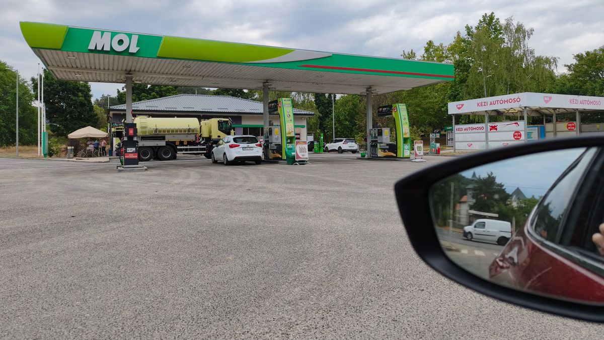Nem köt kompromisszumot a Mol: zsinórban negyedik napja dönti meg árfolyamcsúcsát 