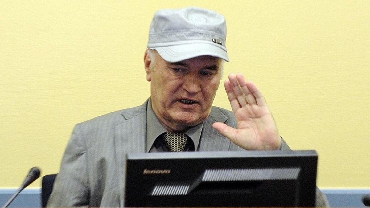 Meghalt Ratko Mladic, a srebrenicai népirtásért elítélt egykori hadvezér 