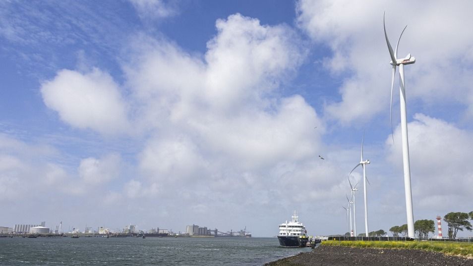 szélenergia, MV Hondius Cruise Ship In Quarantine In The Netherlands