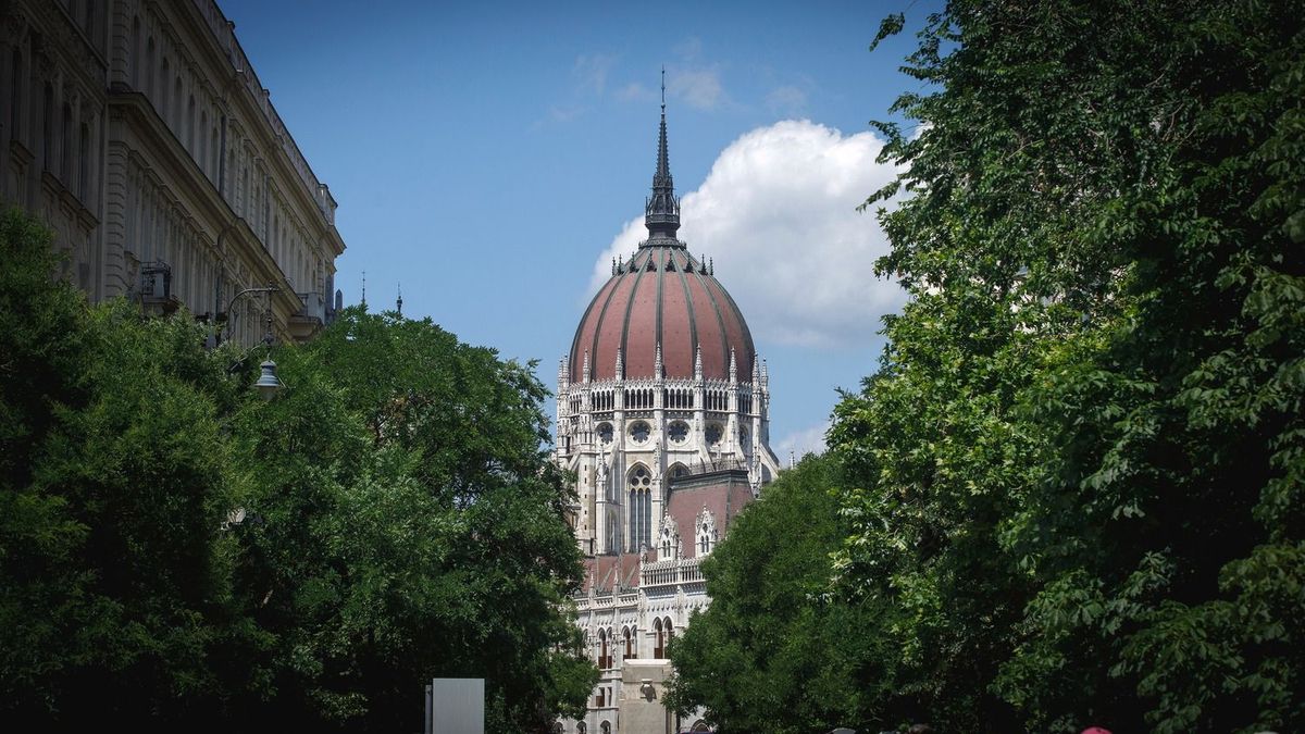 A lehető legtávolabb kerülnének Balogh Pétertől, kizárta a képviselőt a kínos ügy miatt a Fidesz-KDNP – ez még nem elég a pártszövetségnek, „akkora kockázat, hogy nem fér bele!" 