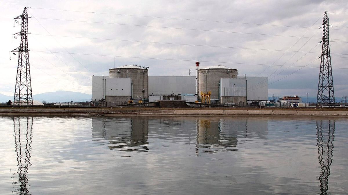Hűguta fenyeget néhány francia atomblokkot – leállítják 