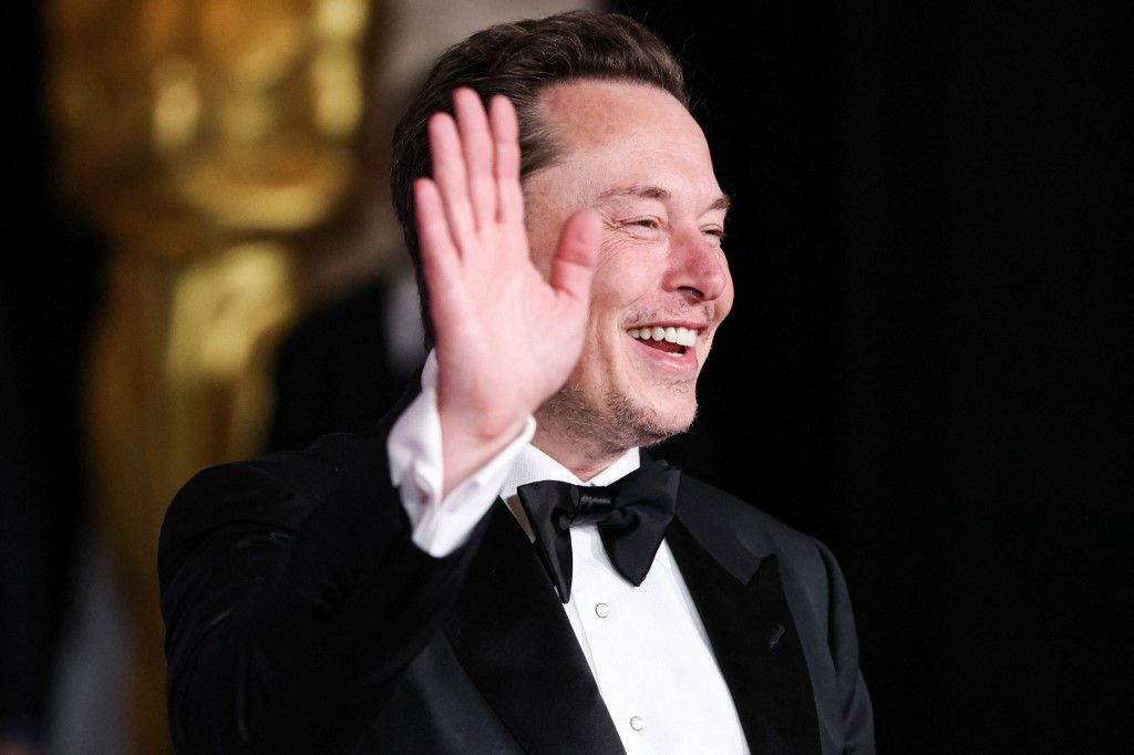 Elon Musk kezében van a Starlink, ő pedig nem adja, békét szeretne