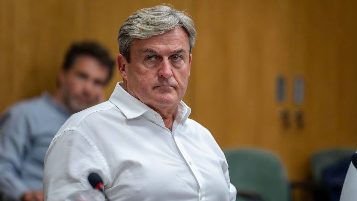 Kapitány István friss listája a 100 napról – itt-ott azért fel kellett tupírozni a valóságot:  „Ahol változásra volt szükség, változtattunk" 