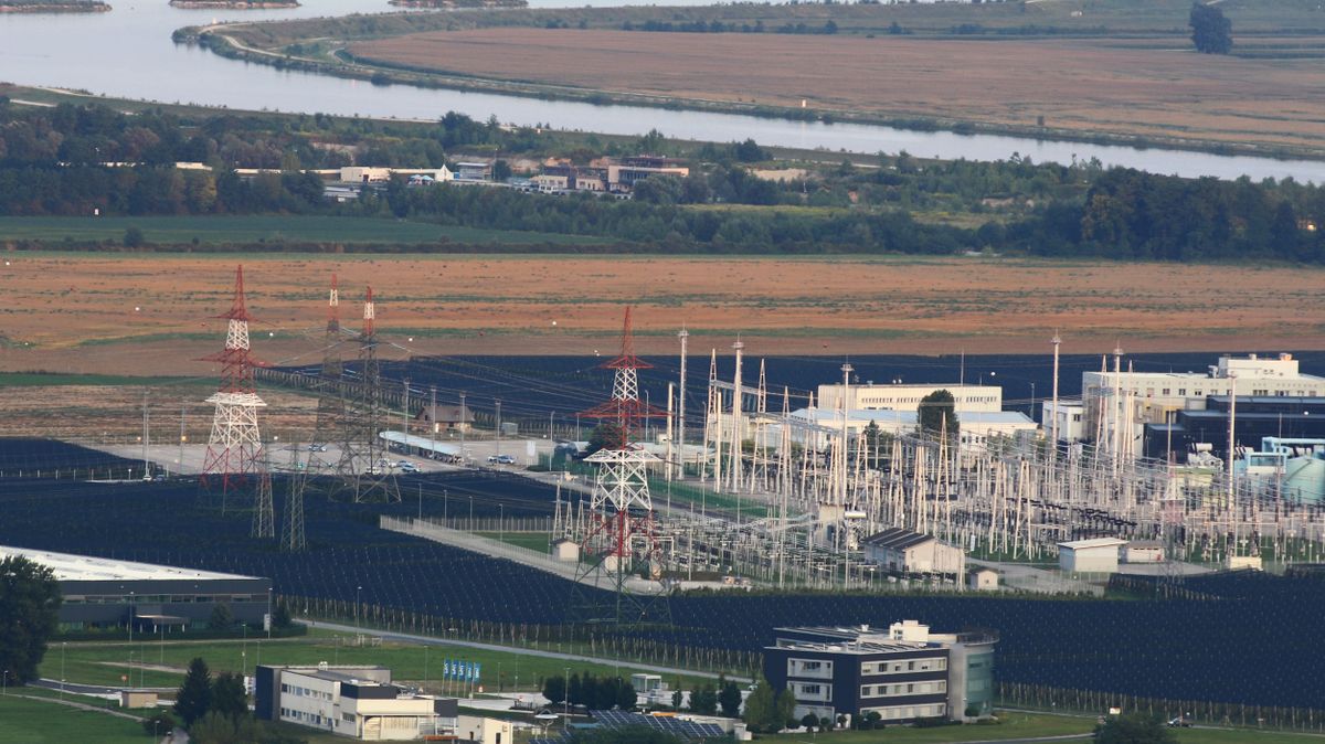Krsko,,21.,August,2021:,Nuclear,Power,Plant,(npp),In,Vrbina, vízállás