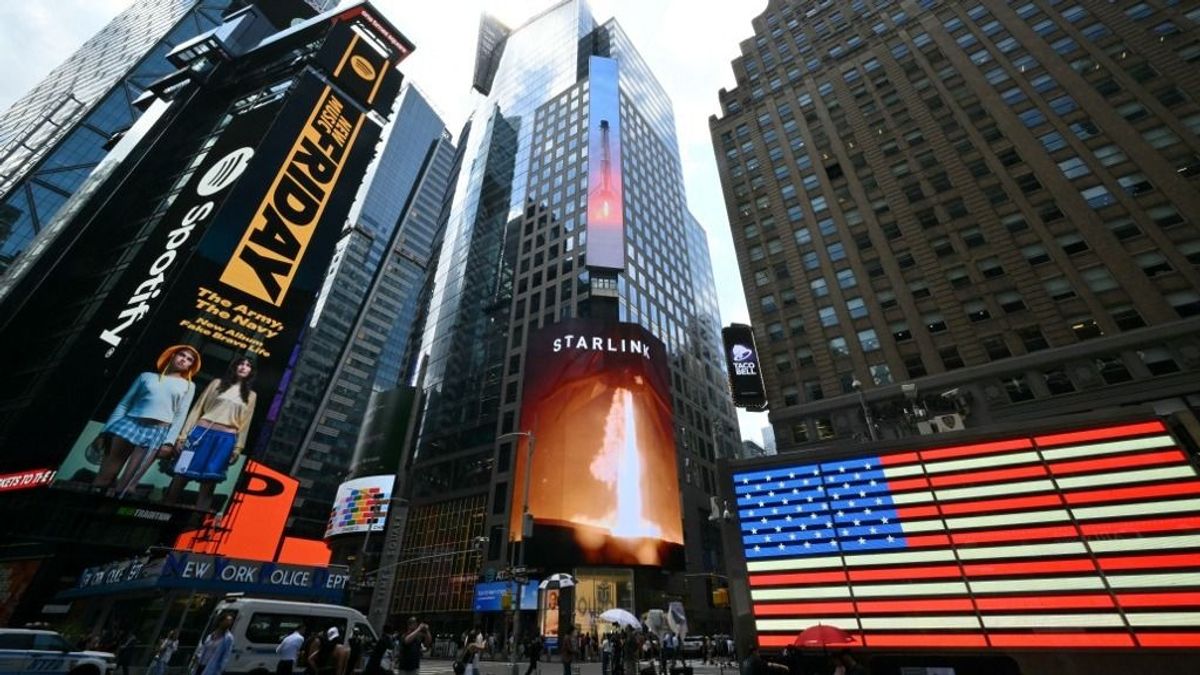 Elon Musk újabb őrült víziója - a SpaceX kiszorítaná a piacról a legnagyobb földi telekomszolgáltatókat is 