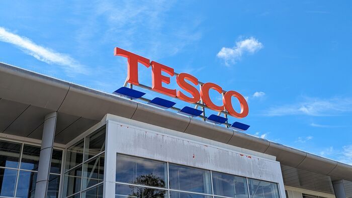 Végül megtörte a csendet a Tesco: Londonból reagáltak a magyar üzletlánc eladásáról szóló hírekre – a válaszban ott rejtőzik a súlyos ítélet is