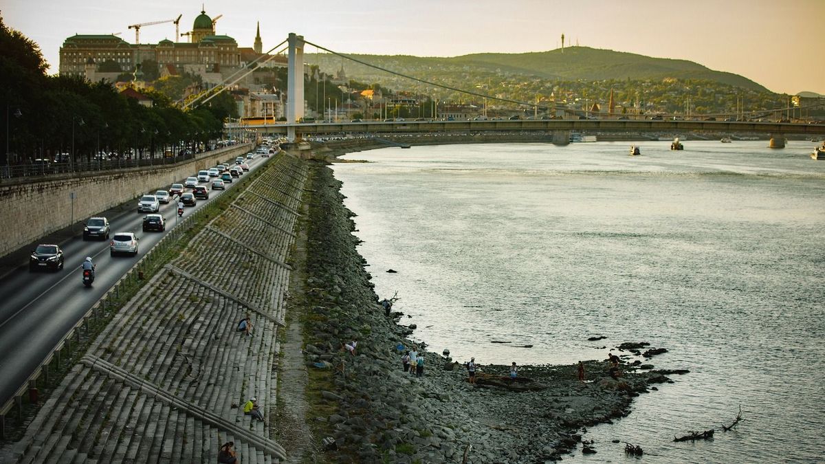 duna
szárazság
meleg
budapest