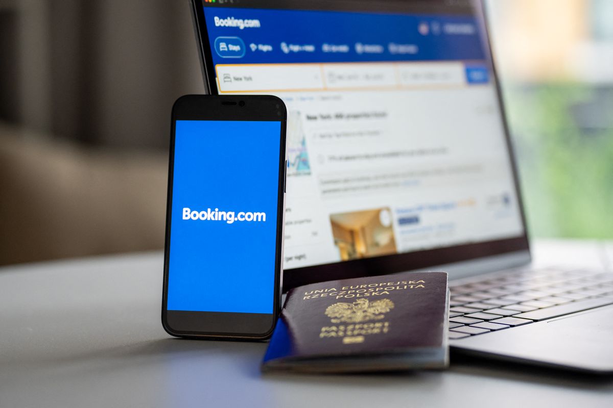 Booking, ILLUSTRATION - World Cup Travel And Booking Platforms