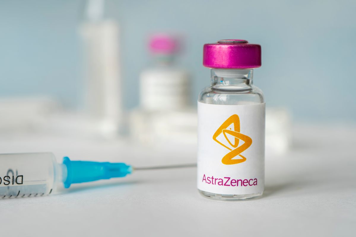 Nagy pofont kapott az AstraZeneca: leállították az egyik legígéretesebb rákgyógyszer vizsgálatát