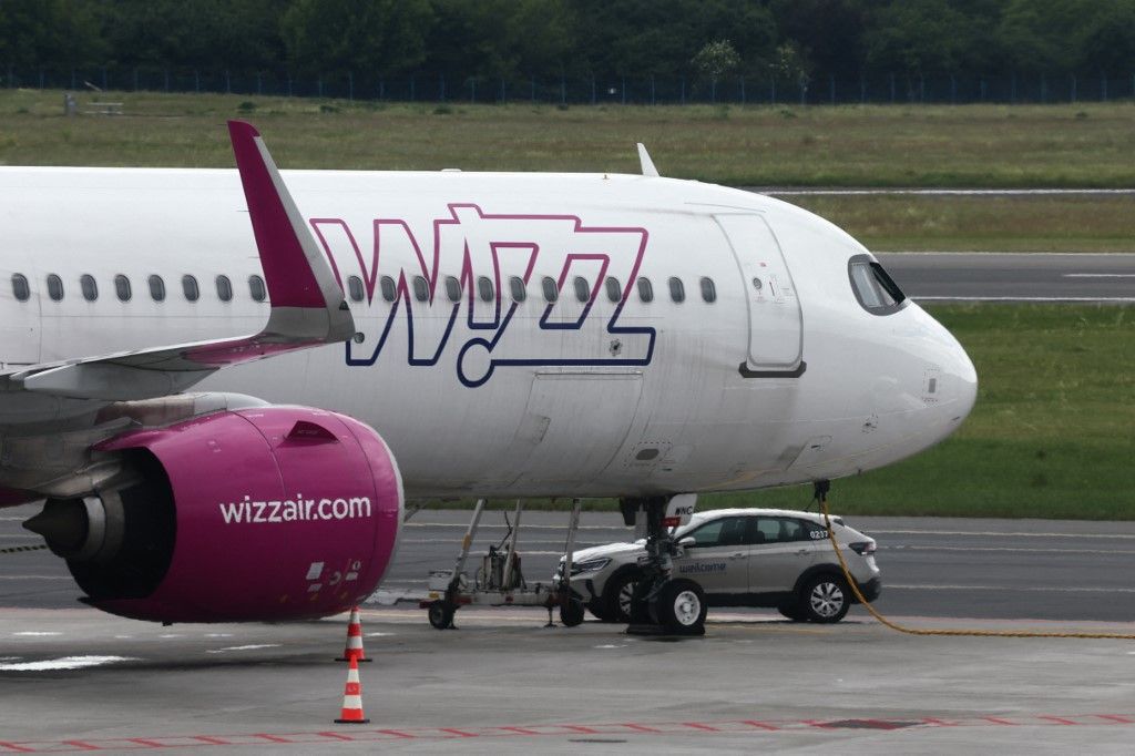 wizz air, Planes At Chopin Airport In Warsaw