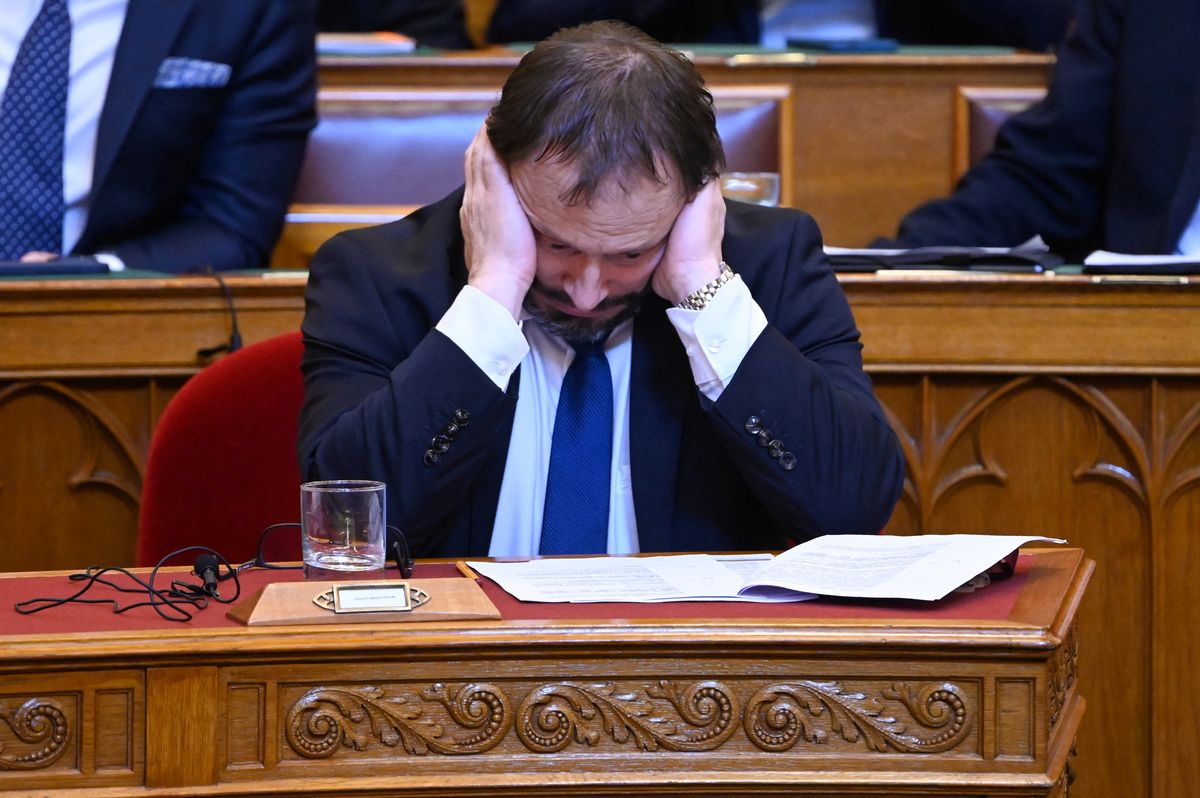 Kármán András tehetetlen
