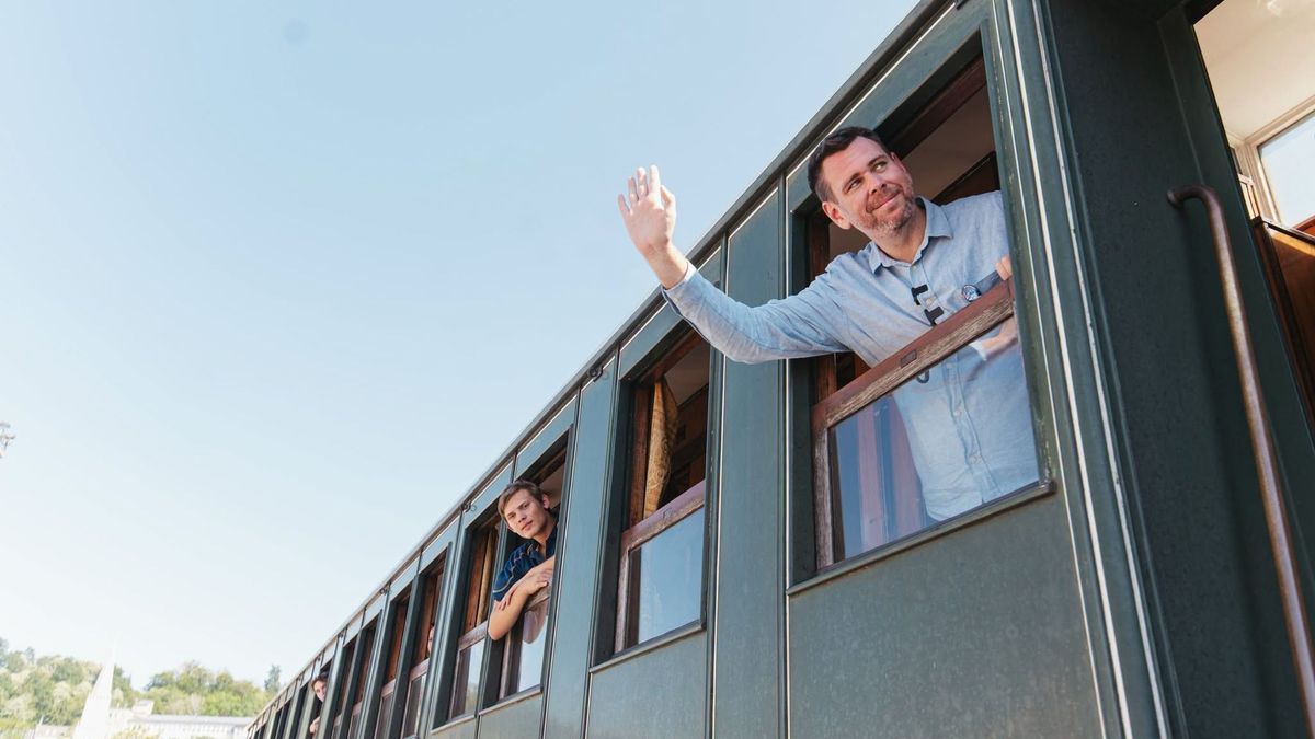 Működik Lázár János csodaszere: Vitézy Dávid szerint a sínfestés hatásos megoldás a hőség ellen 