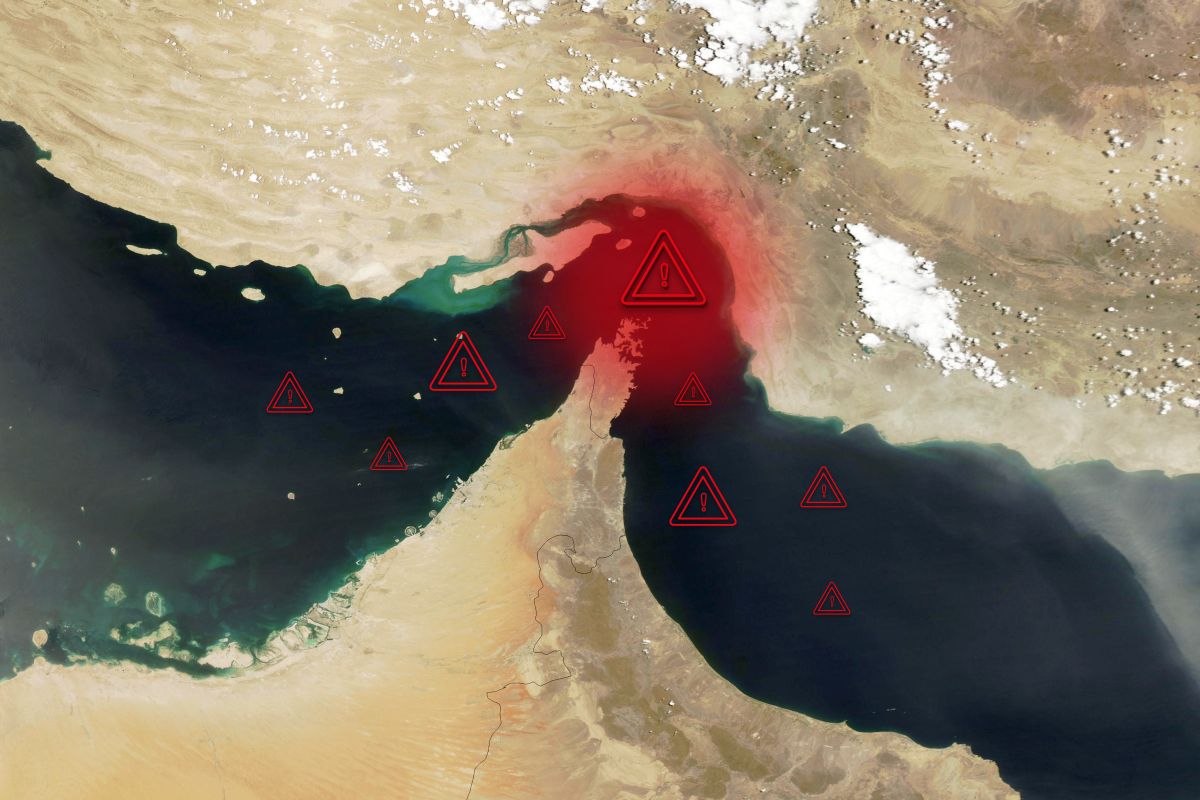 Strait,Of,Hormuz.,Middle,East,Maritime,Warning,Map.,Elements,Of Hormuz irán olaj
