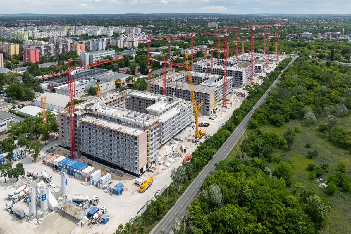 Bayer Construct Zrt.
