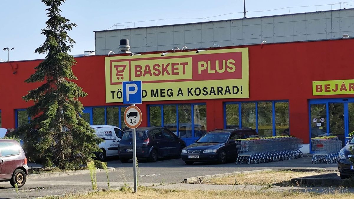 Rendkívüli: váratlanul bezárt az orosz Mere magyar üzlete, a Basket Plus – elérhetetlen a bolt, teljes a bizonytalanság a Lidl és az Aldi kihívója körül 