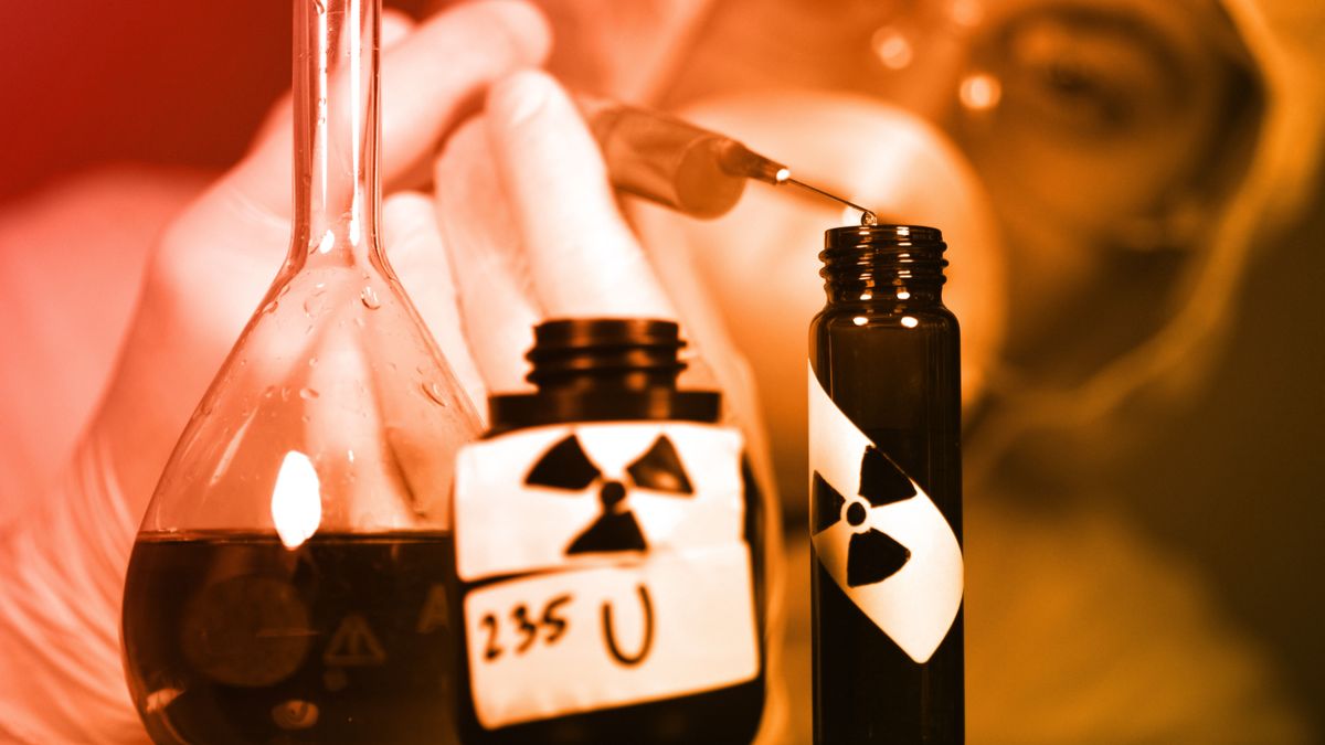 Laboratory,Tests,With,Uranium, urán