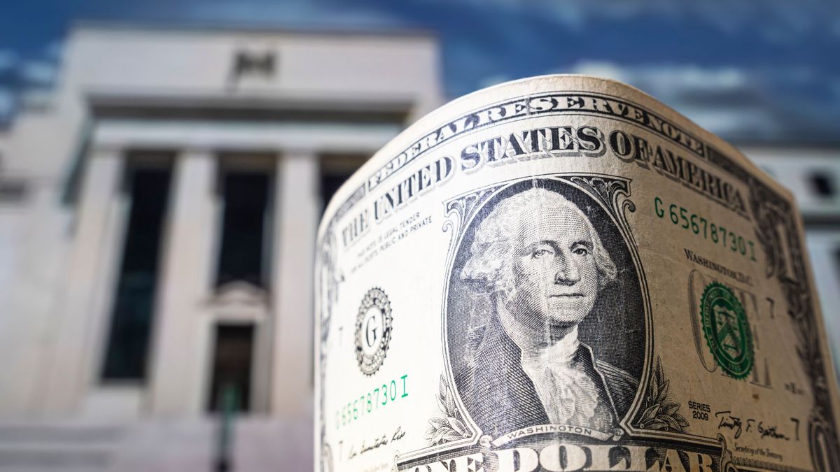 Megrémült a világ, csak a forint nyugodt, Varga Mihályék valamit tudnak 